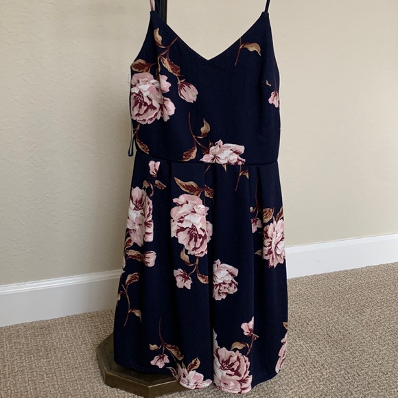 Monteau Dresses & Skirts - Monteau navy blue floral skater dress medium
